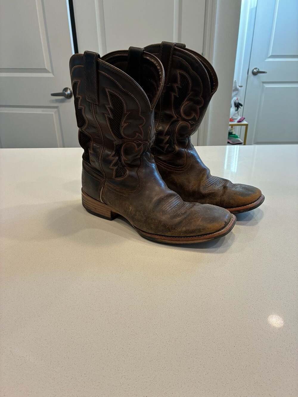 Ariat Cowboy Boots Size 12D Brown Leather Square Toe Western